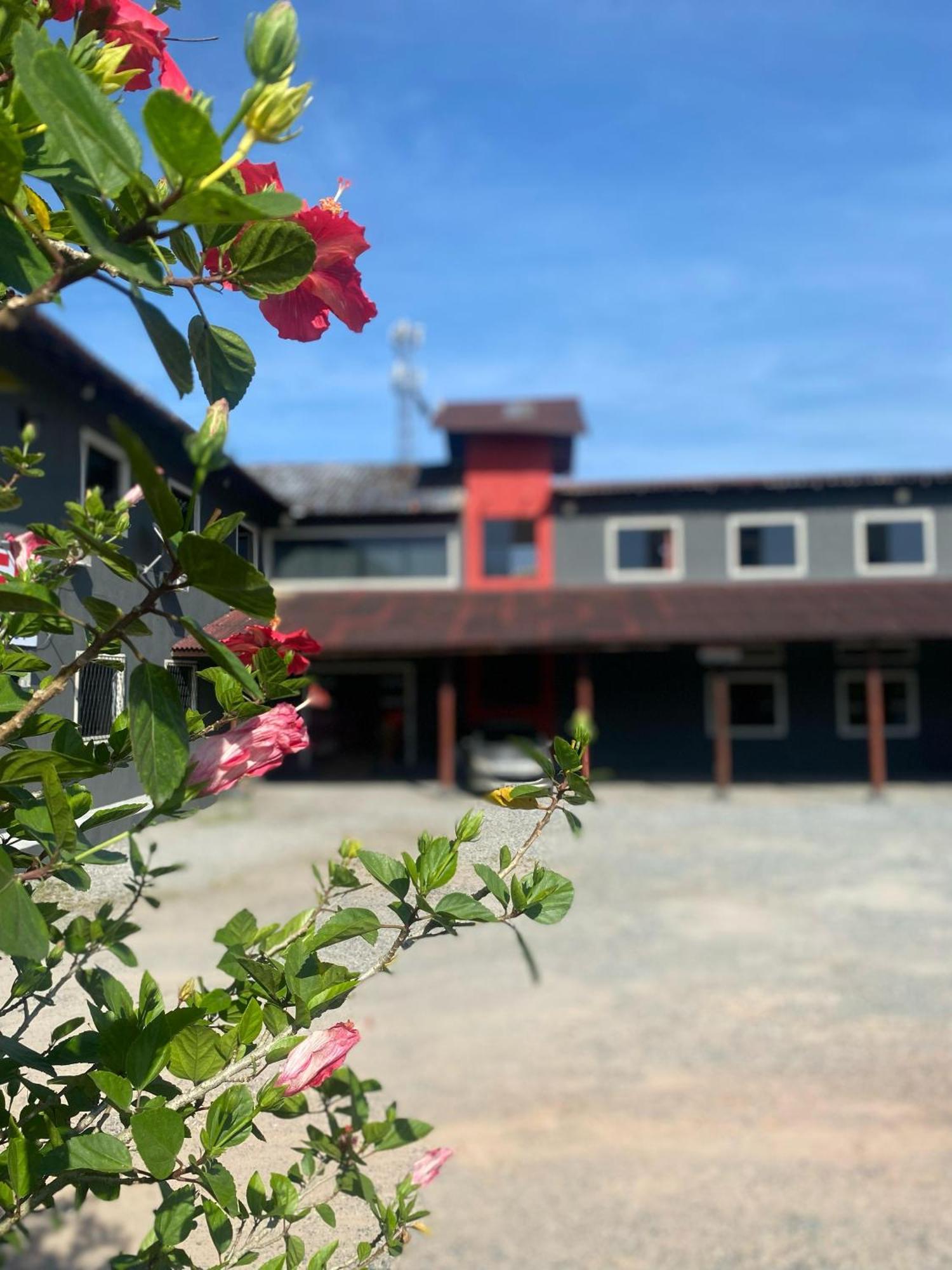 Hotel E Pousada Via Mar Itapocu Dış mekan fotoğraf